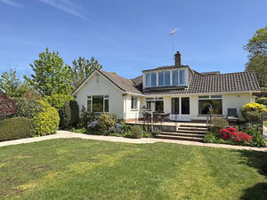 Photo 27- click for photo gallery